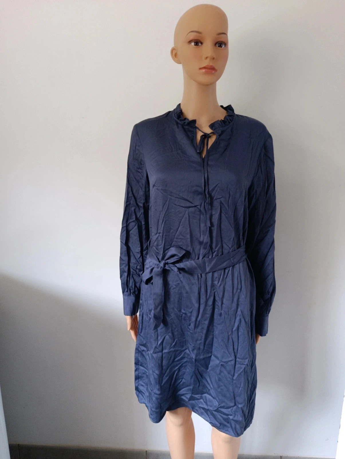 Vestido feminino azul marinho 100% Lyocell - Tamanho 36 - Mangas compridas - Cinto – photo 2